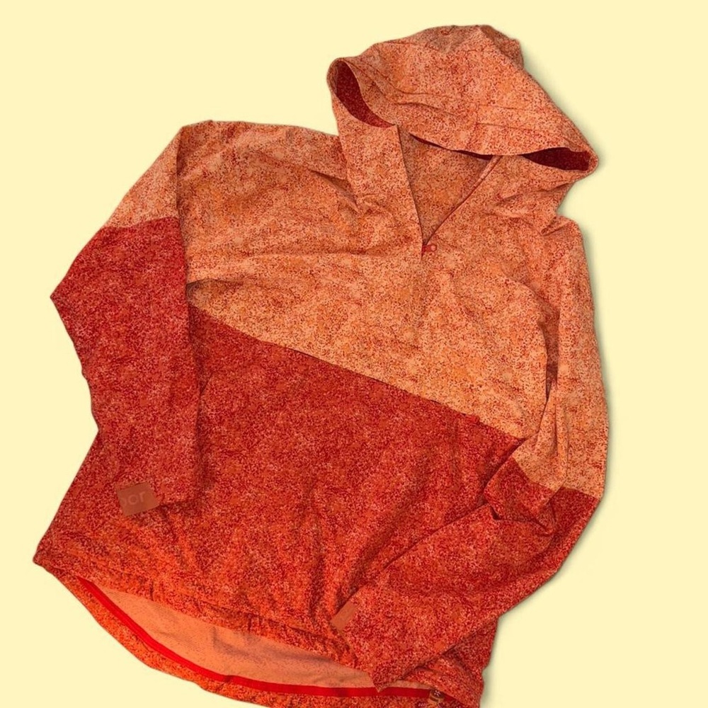 Outdoor Voices RecTrek Anorak Jacket
Pebbled Adobe Canyon Orange Raincoat